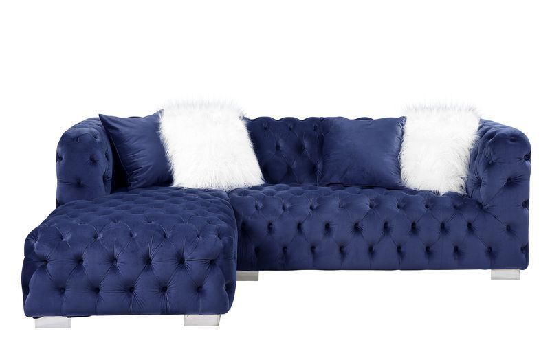 Syxtyx - Sectional Sofa w/ Pillows