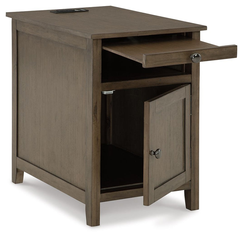 Treytown - Grayish Brown - Chair Side End Table