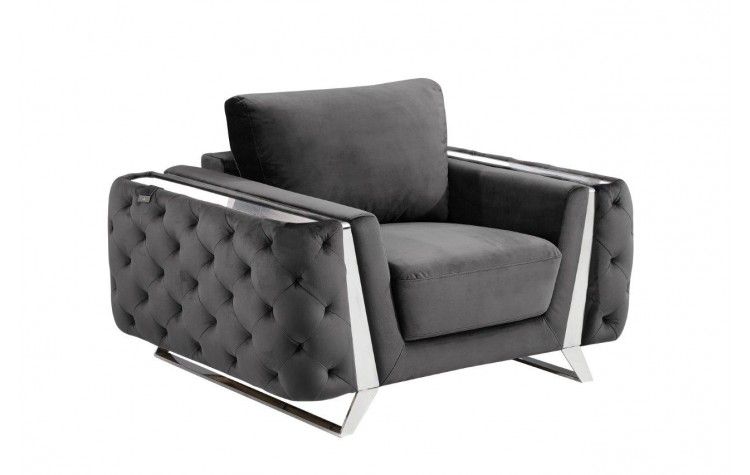 1051 - Contemporary Velvet Chair