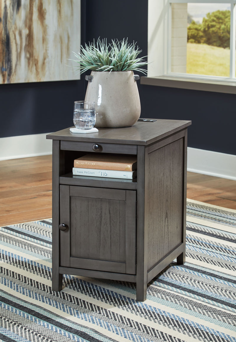 Treytown - Chair Side End Table