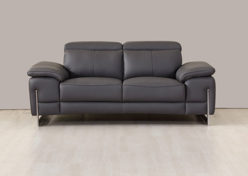 636 - Sofa, Loveseat