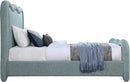 Gavin - Bed