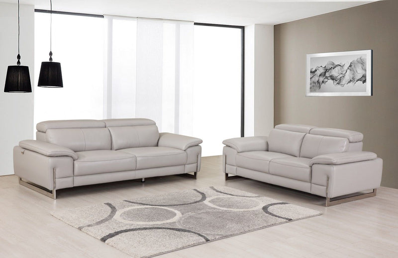 636 - Sofa, Loveseat