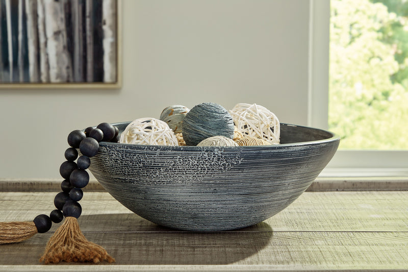 Meadie - Distressed Blue - Bowl