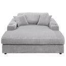 Hilde - Chaise With 2 Pillows