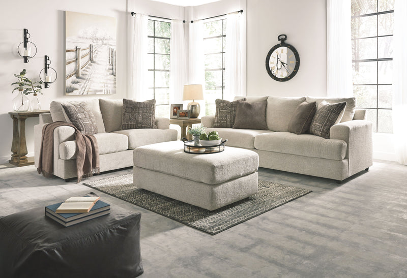 Soletren - Sofa, Loveseat